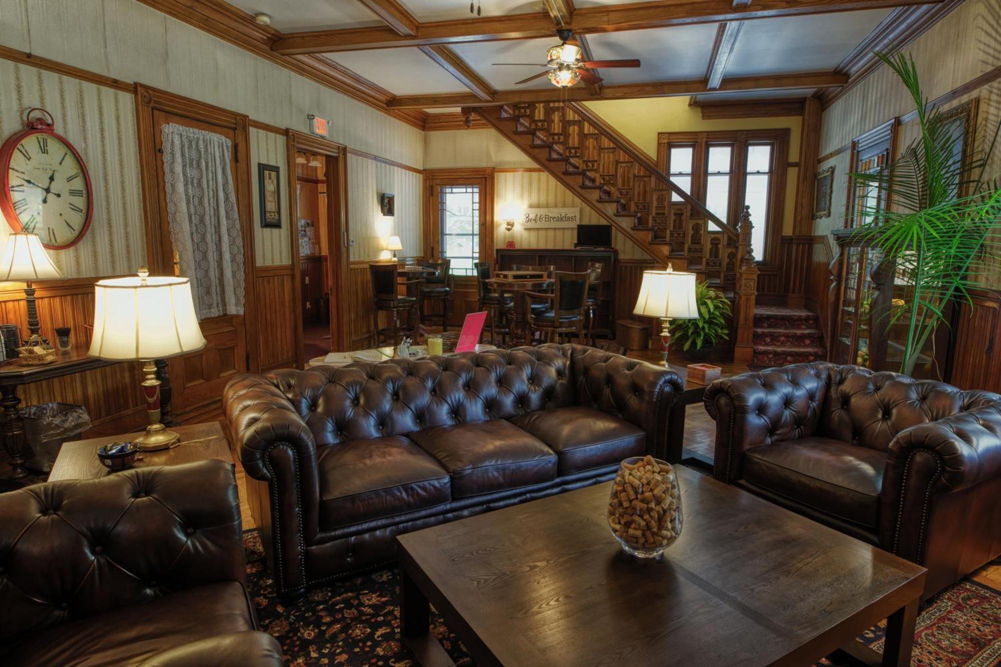 Rockwell Falls Inn And Wine Bar Lake Luzerne ภายนอก รูปภาพ